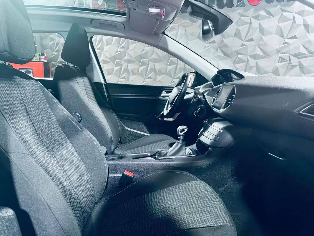 peugeot-308-2019-gasolina-1199cc