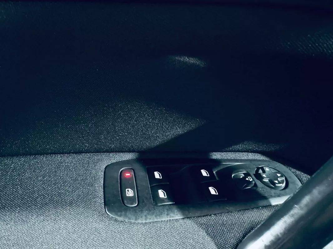 peugeot-308-2019-gasolina-1199cc