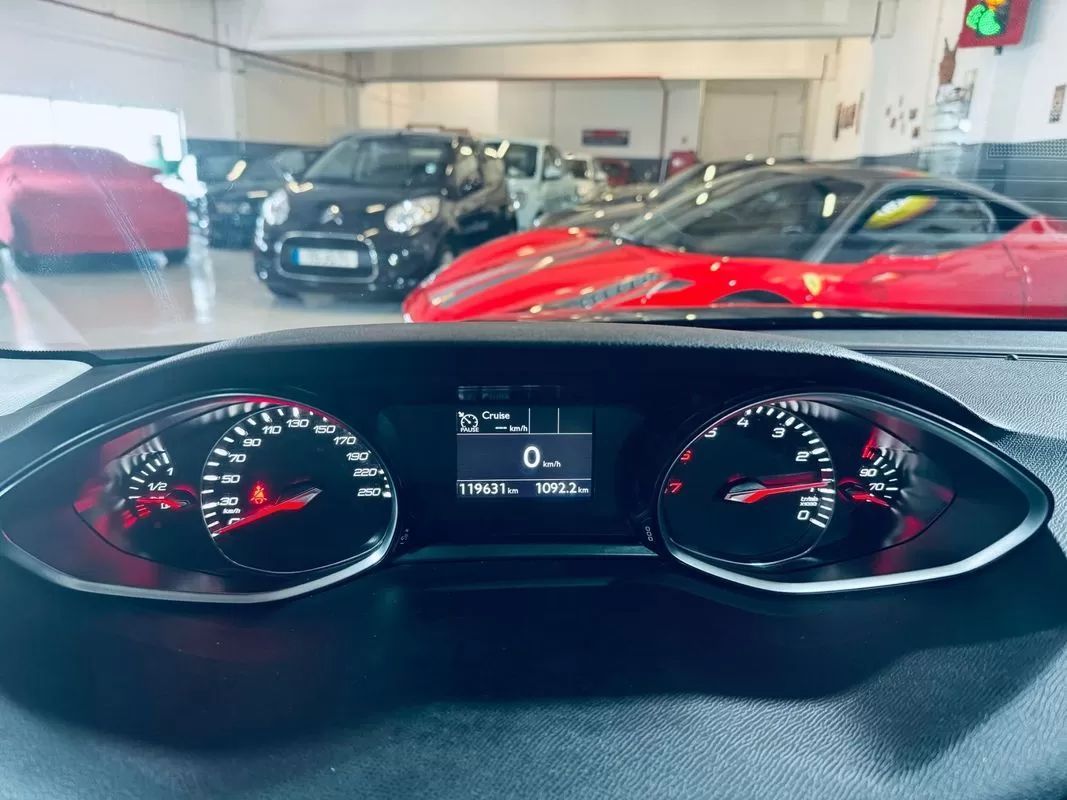 peugeot-308-2019-gasolina-1199cc