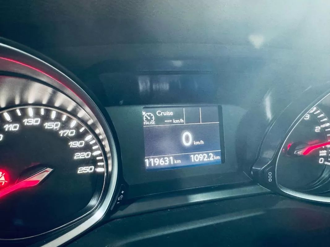 peugeot-308-2019-gasolina-1199cc