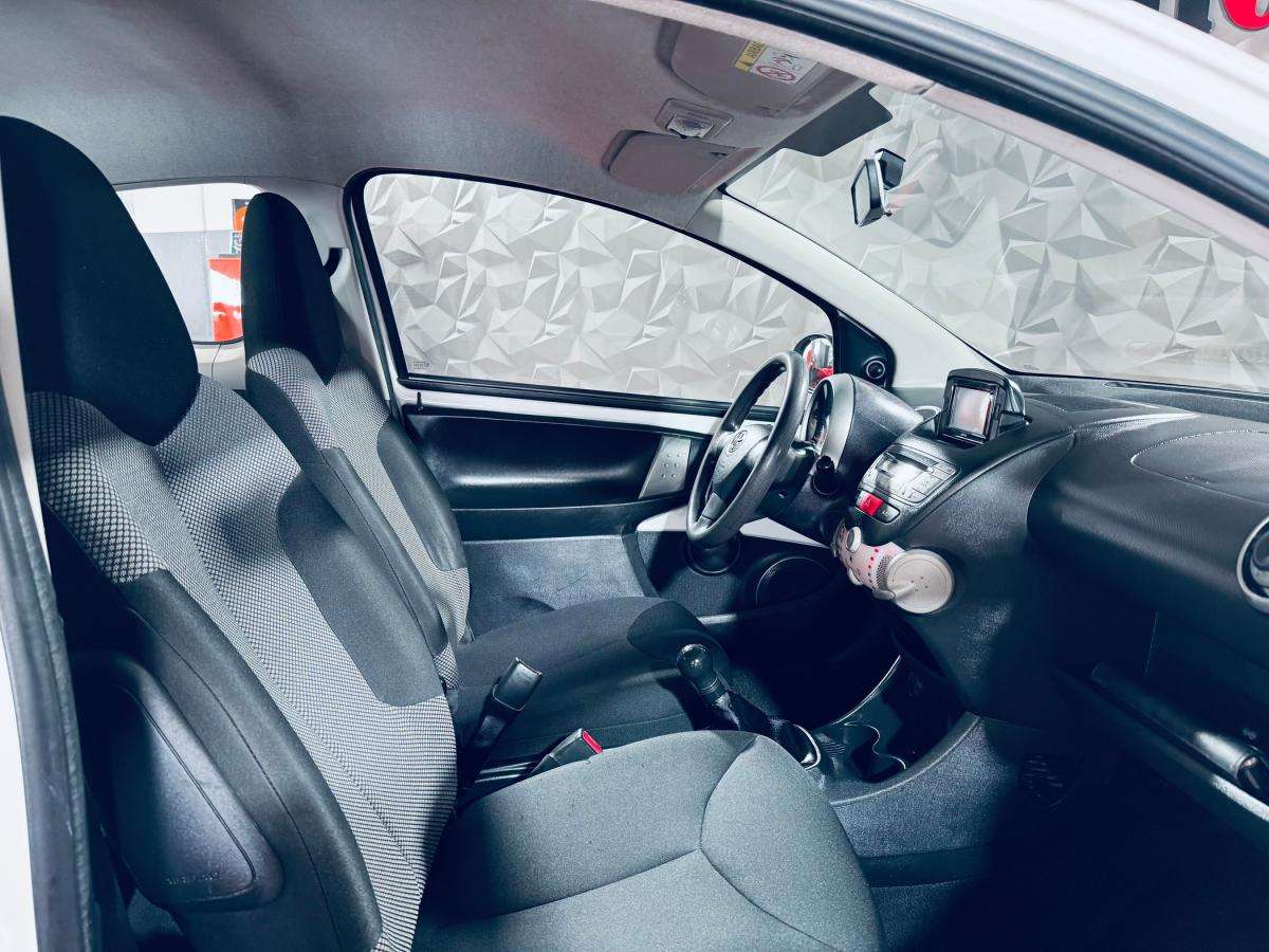 toyota-aygo-2013-gasolina-998cc