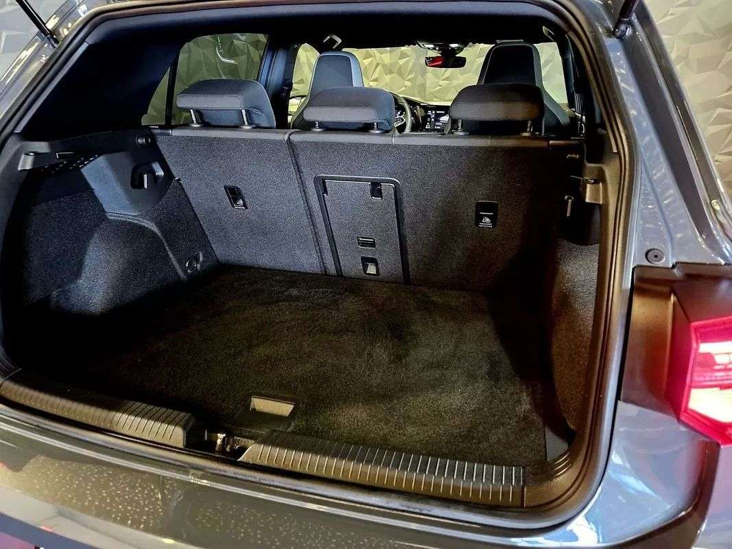 volkswagen-golf-2021-diesel-1968cc