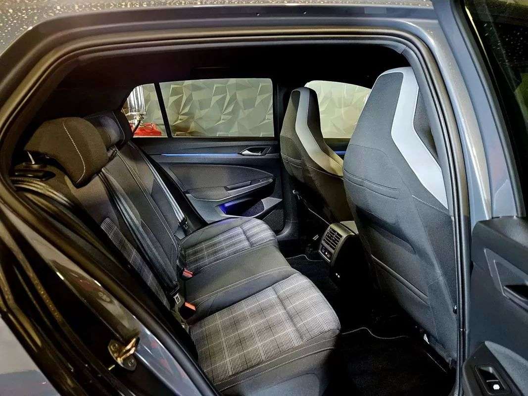 volkswagen-golf-2021-diesel-1968cc