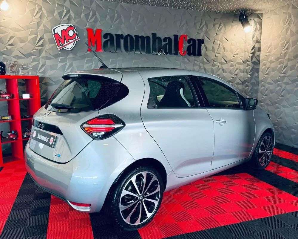 renault-zoe-2021-eletrico-200cc