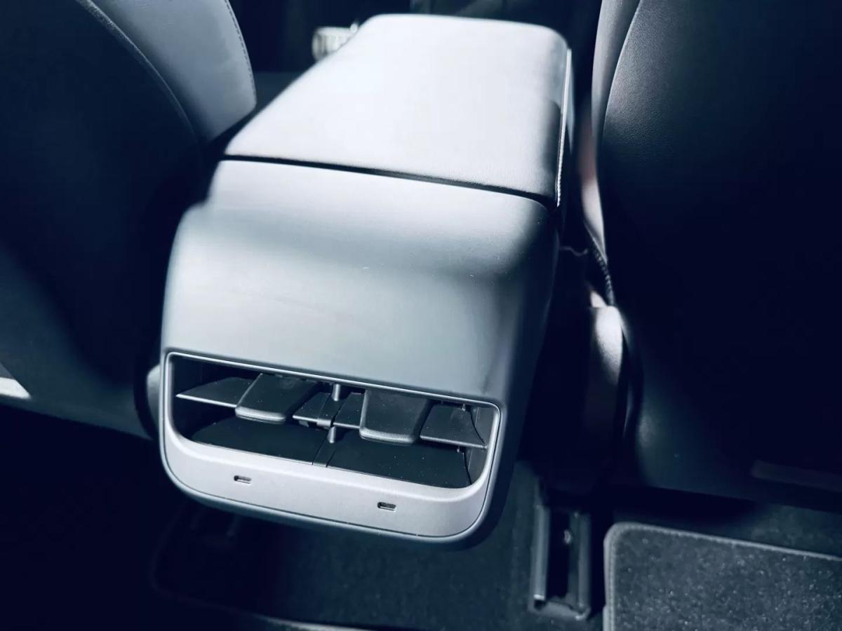 tesla-model-3-2022-eletrico-200cc