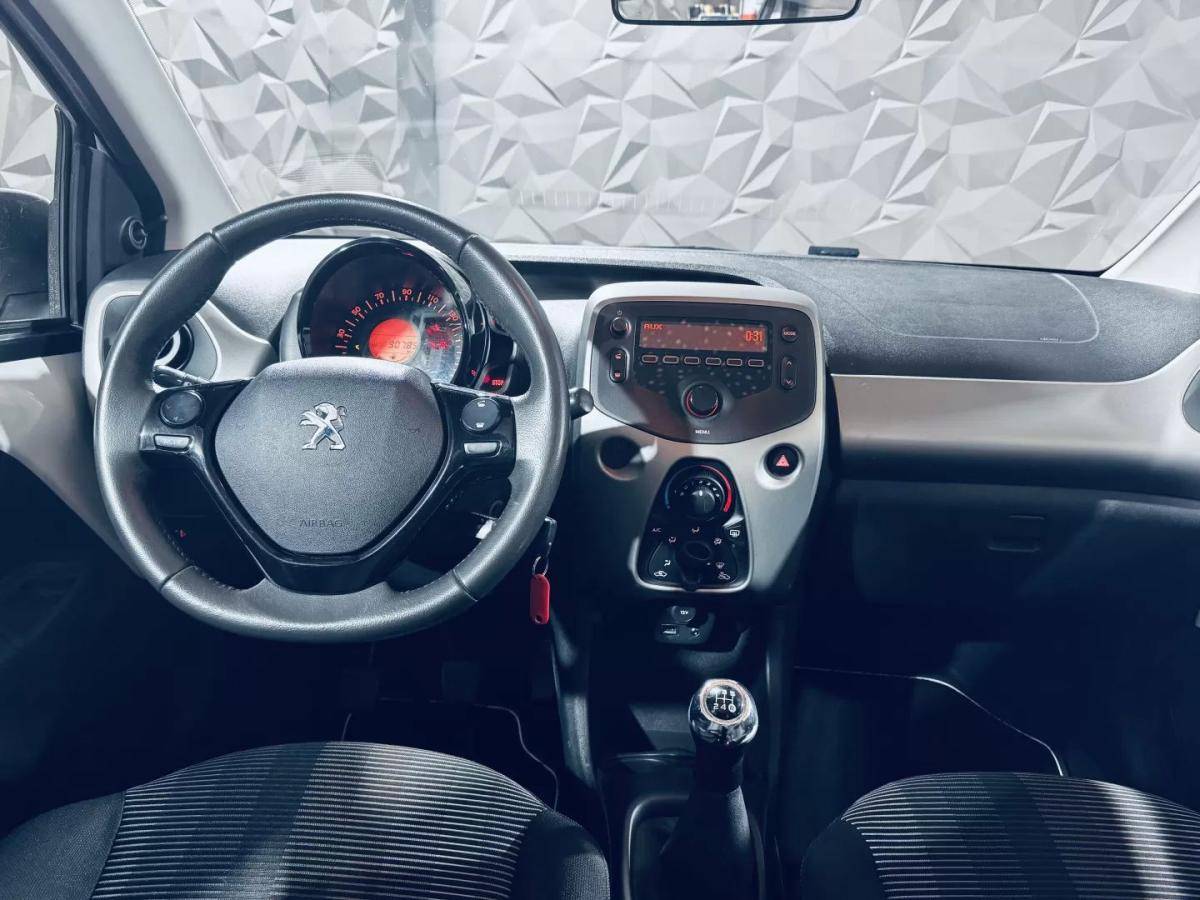 peugeot-108-2015-gasolina-1199cc