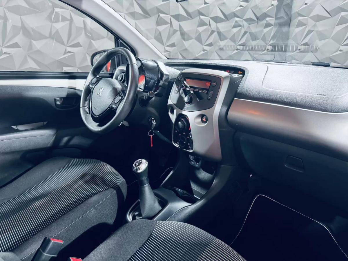 peugeot-108-2015-gasolina-1199cc