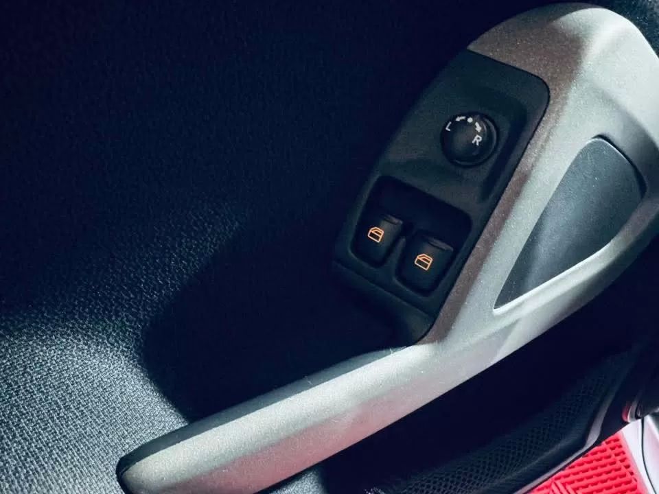 smart-fortwo-2012-gasolina-999cc