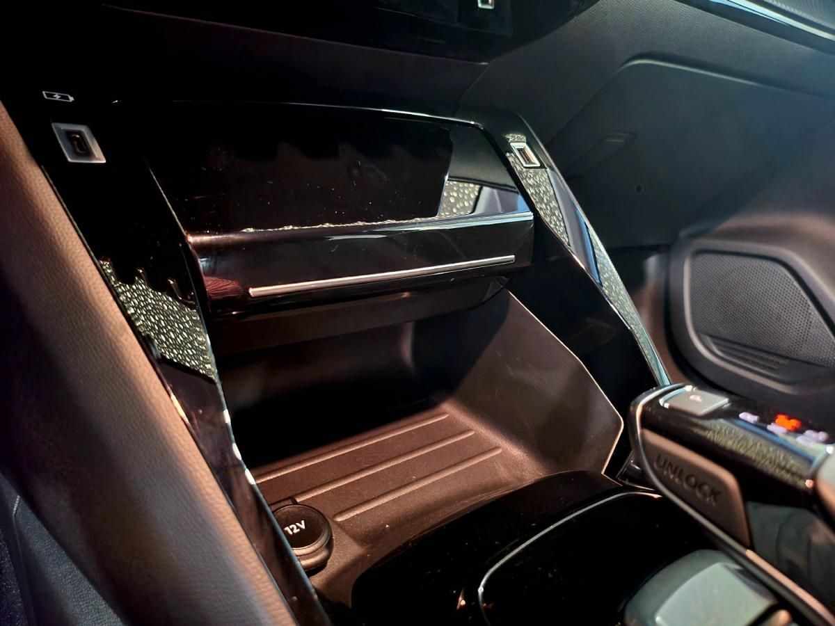 peugeot-208-2022-eletrico-500cc