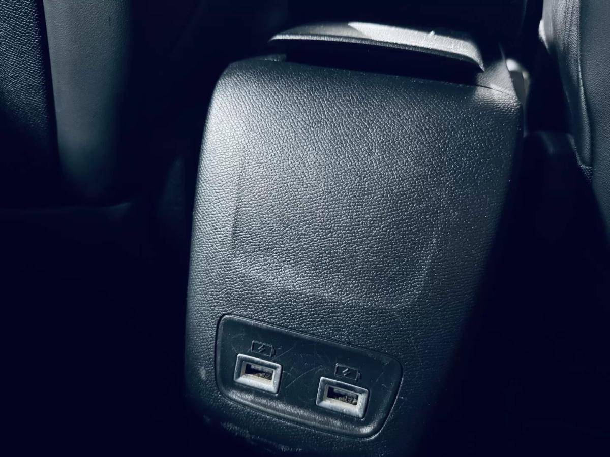 peugeot-208-2022-gasolina-1199cc