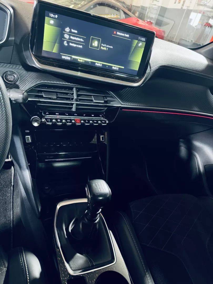 peugeot-208-2022-gasolina-1199cc