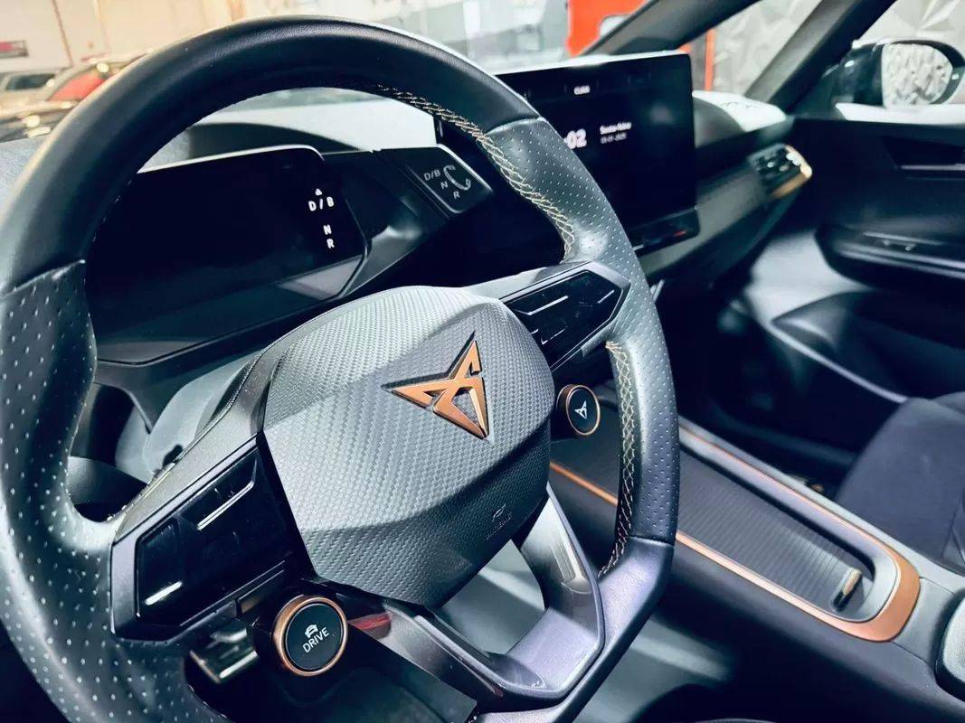 cupra-born-2022-eletrico-200cc