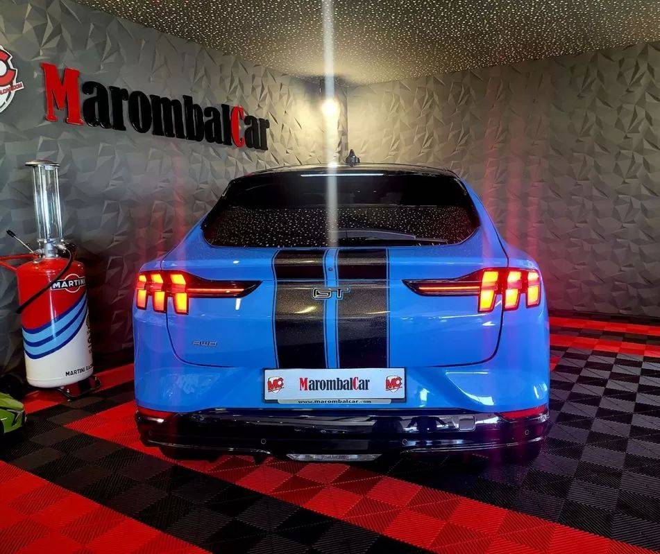 ford-mustang-mach-e-2022-eletrico-200cc