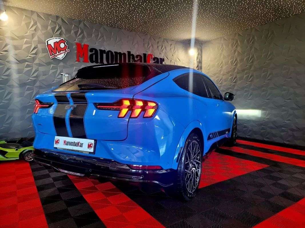 ford-mustang-mach-e-2022-eletrico-200cc