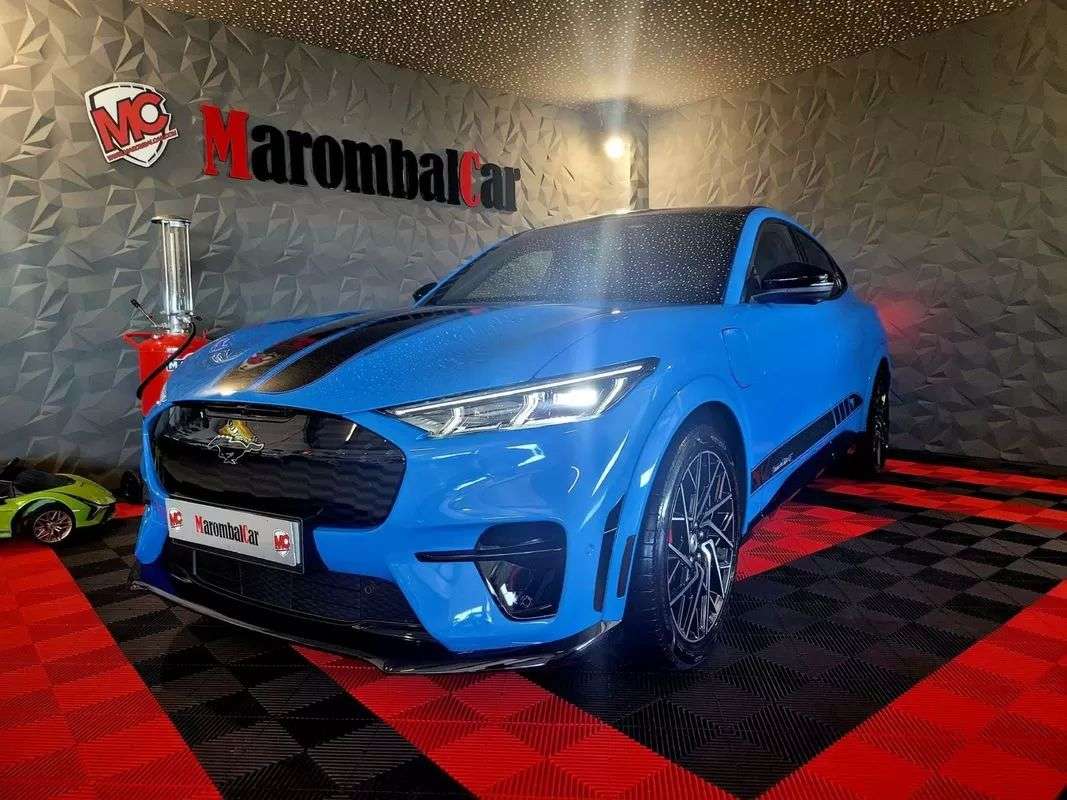 ford-mustang-mach-e-2022-eletrico-200cc