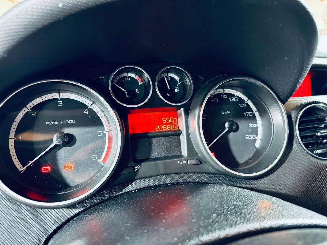 peugeot-308-2012-diesel-1560cc