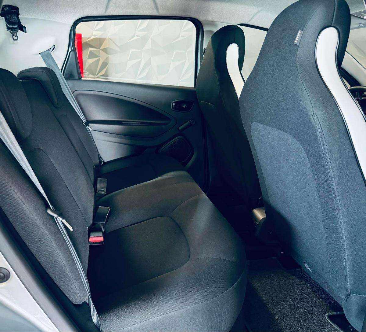 renault-zoe-2021-eletrico-500cc