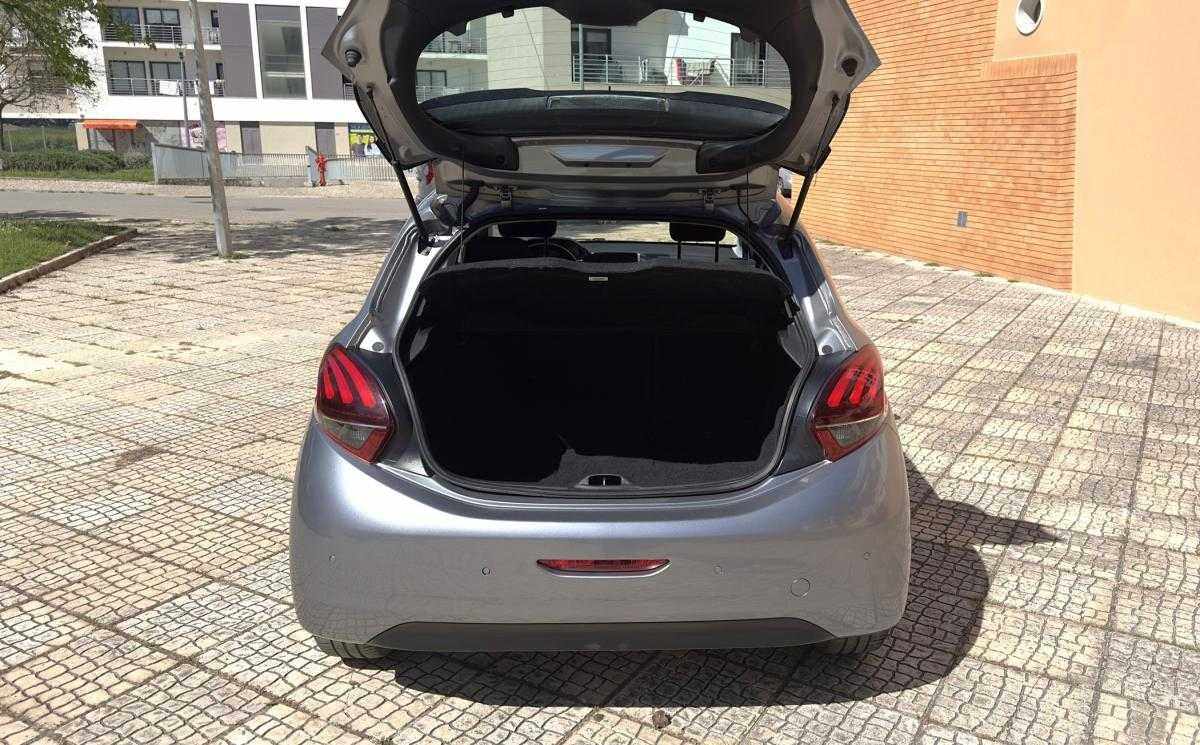 peugeot-208-2019-gasolina-1199cc