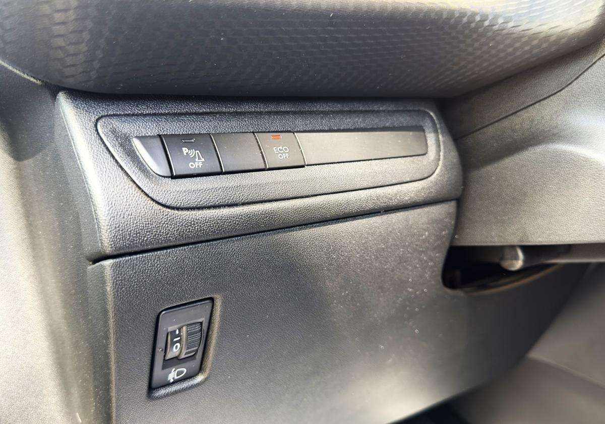 peugeot-208-2019-gasolina-1199cc