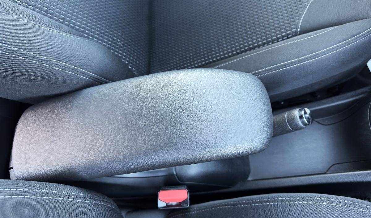 peugeot-208-2019-gasolina-1199cc