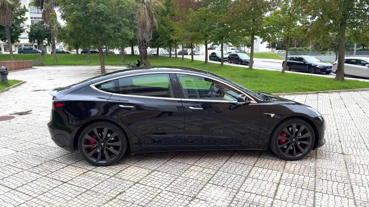 tesla-model-3-2019-eletrico-0cc