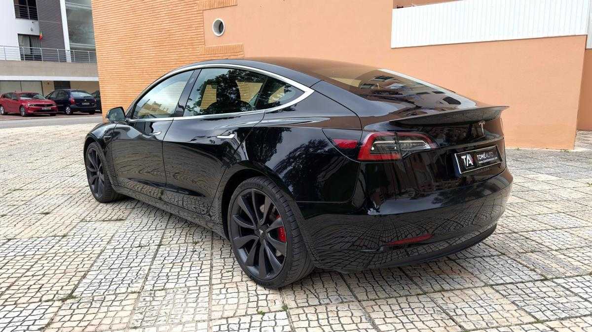 tesla-model-3-2019-eletrico-0cc