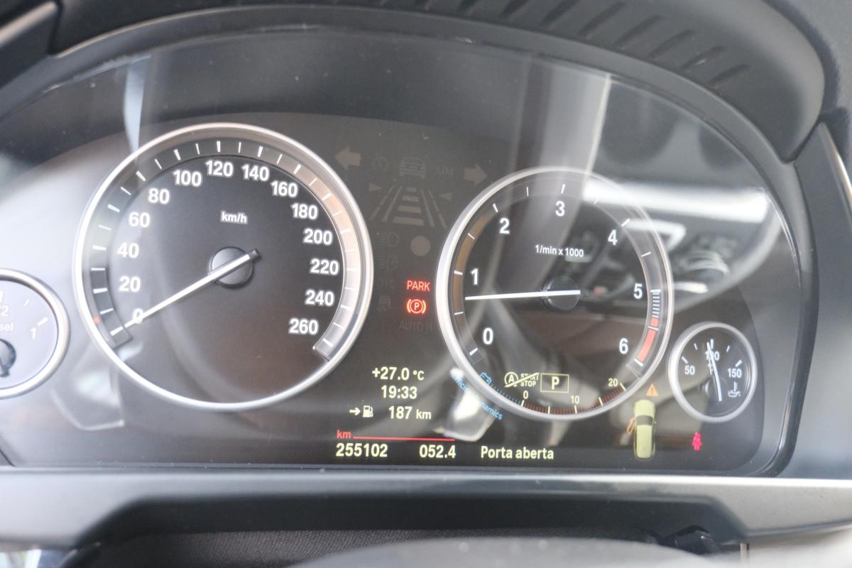 bmw-x5-2014-diesel-2993cc