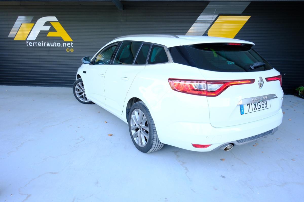 renault-megane-sport-tourer-2019-gasolina-1332cc