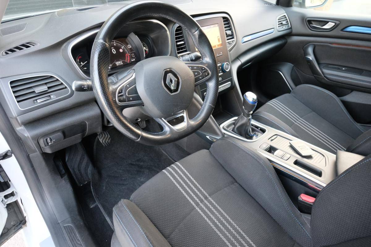 renault-megane-sport-tourer-2019-gasolina-1332cc