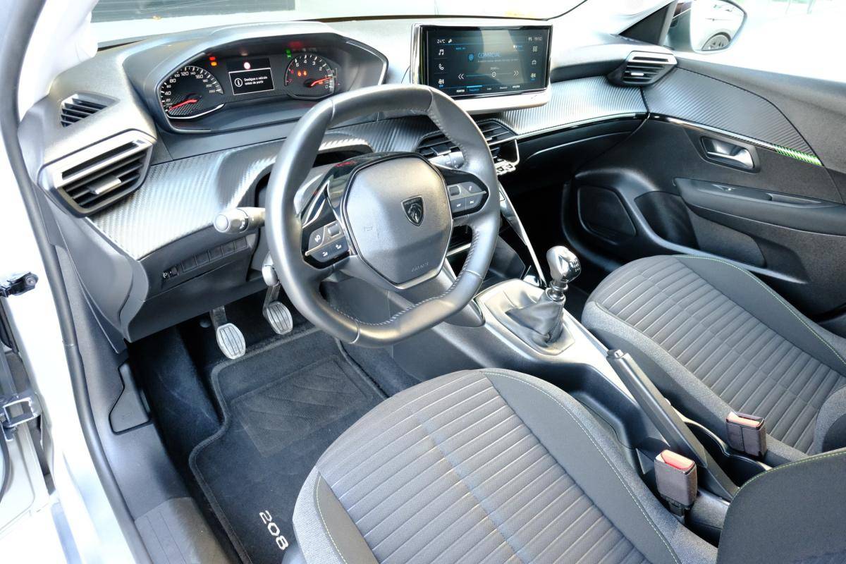 peugeot-208-2024-gasolina-1199cc