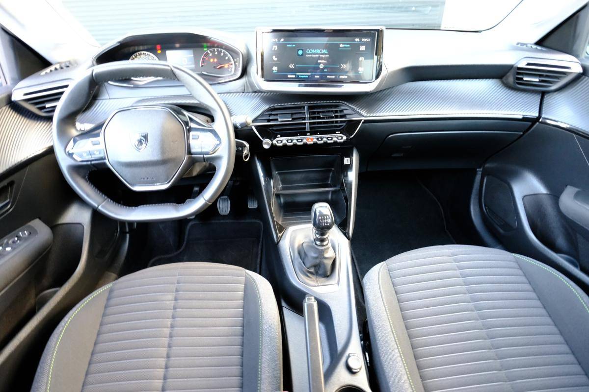 peugeot-208-2024-gasolina-1199cc