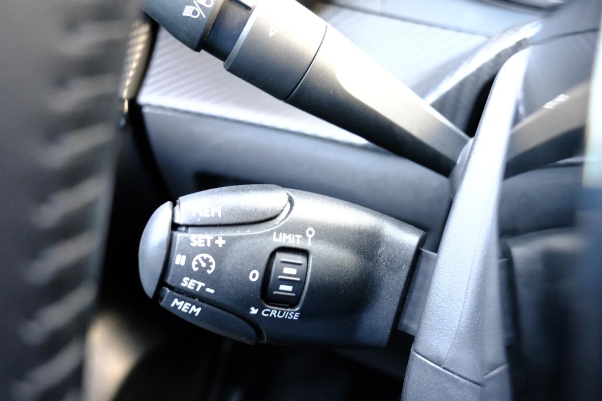 peugeot-208-2024-gasolina-1199cc