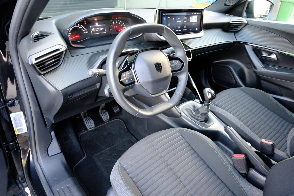 peugeot-2008-2024-gasolina-1199cc
