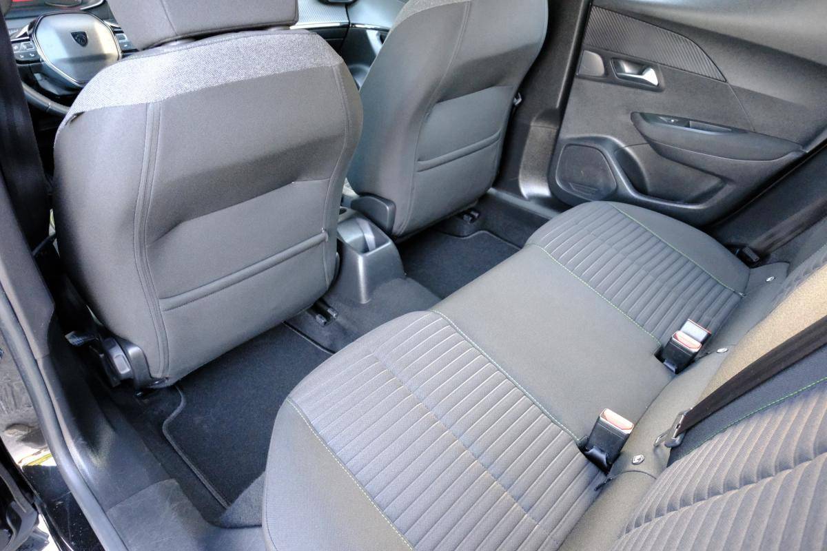 peugeot-2008-2024-gasolina-1199cc