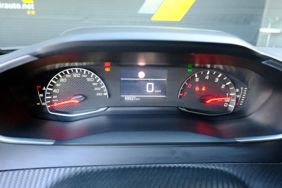 peugeot-2008-2024-gasolina-1199cc