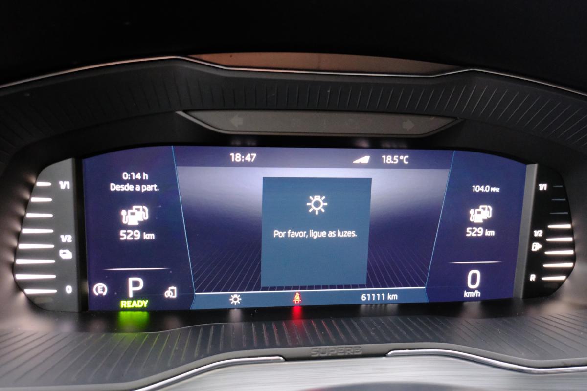 skoda-superb-2021-hibrido-a-gasolina-1395cc