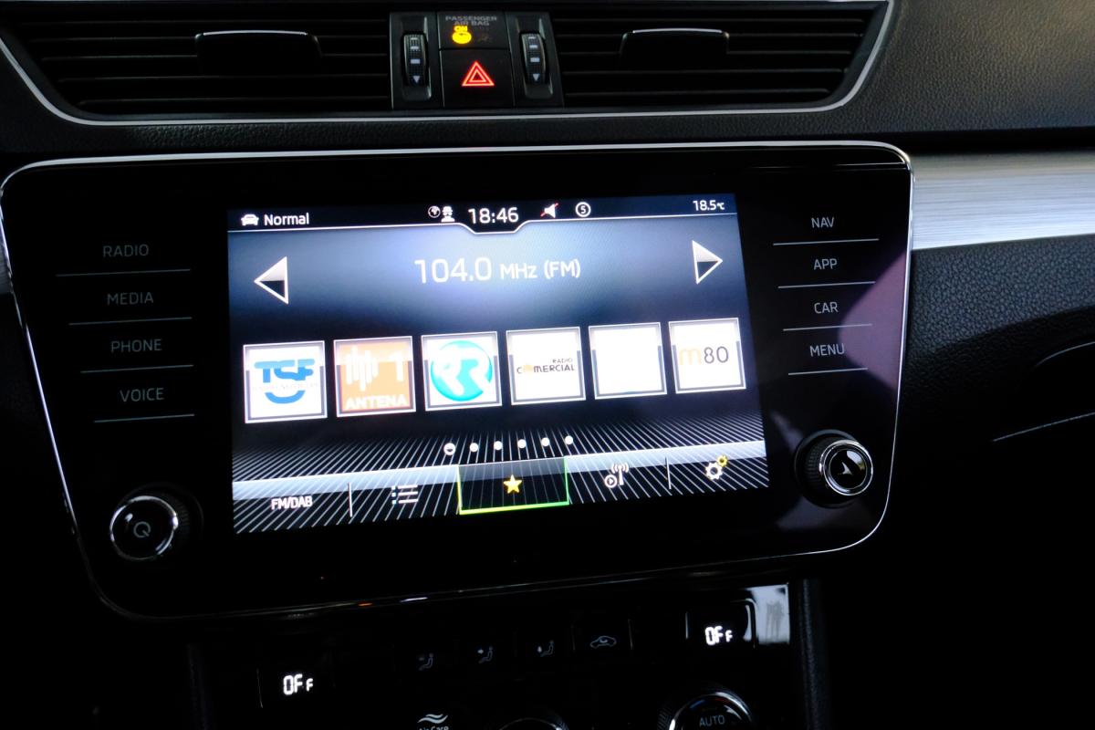 skoda-superb-2021-hibrido-a-gasolina-1395cc