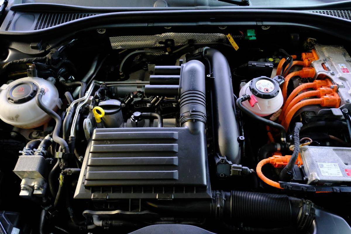 skoda-superb-2021-hibrido-a-gasolina-1395cc