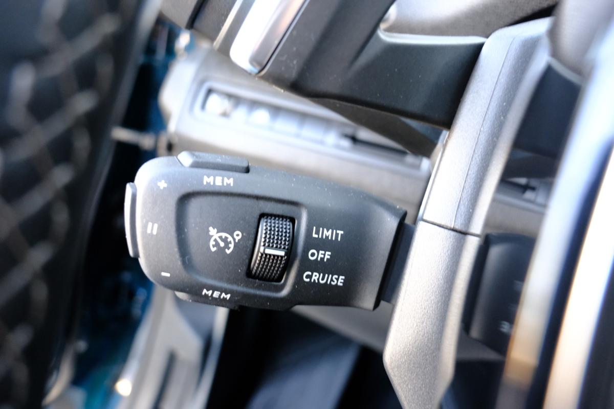 peugeot-5008-2021-gasolina-1199cc