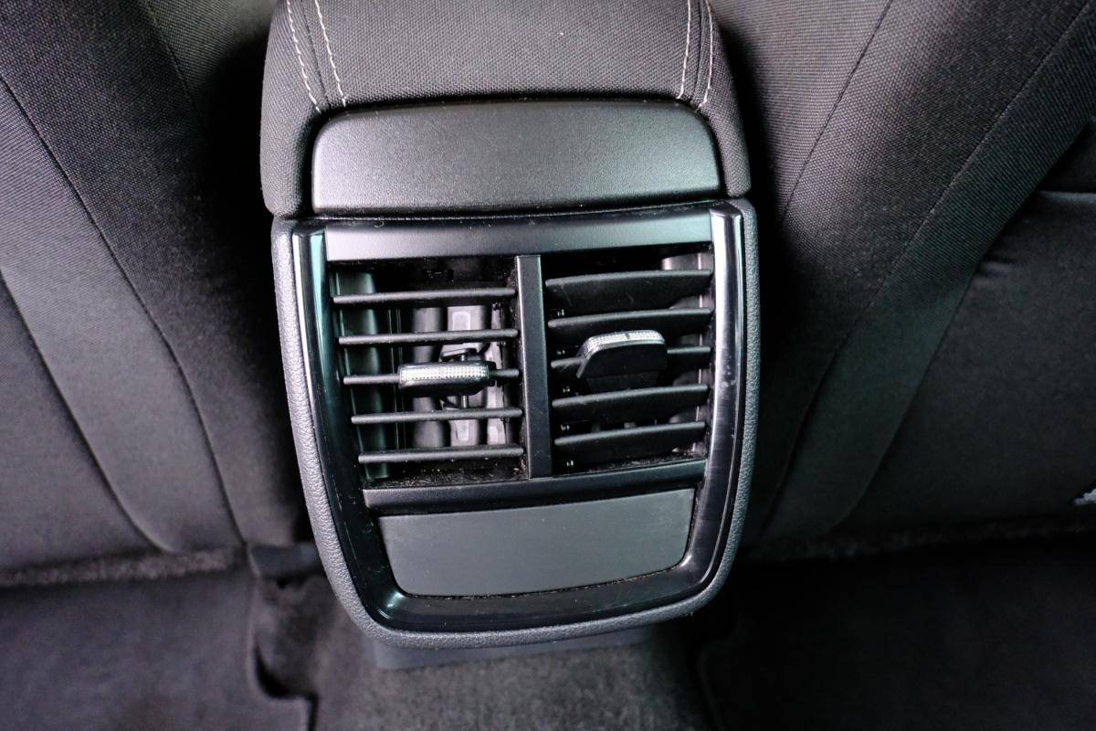 skoda-kamiq-2024-gasolina-999cc