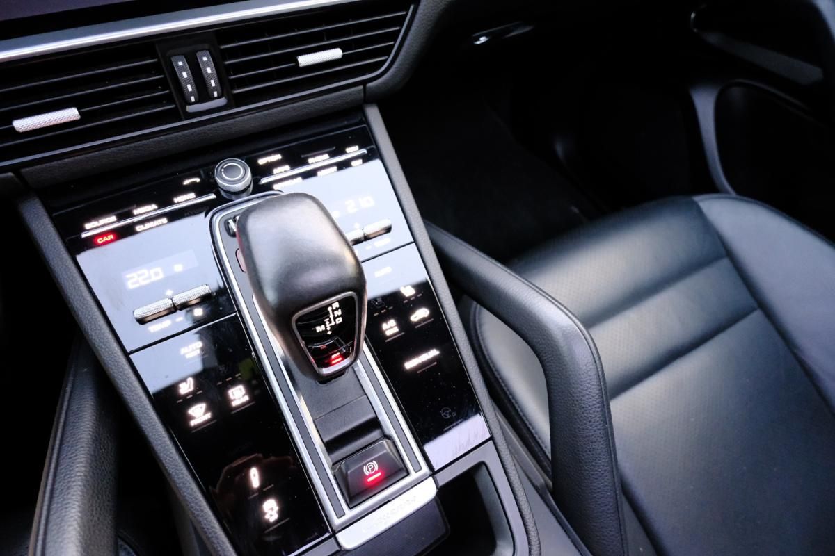 porsche-cayenne-2021-hibrido-a-gasolina-2995cc
