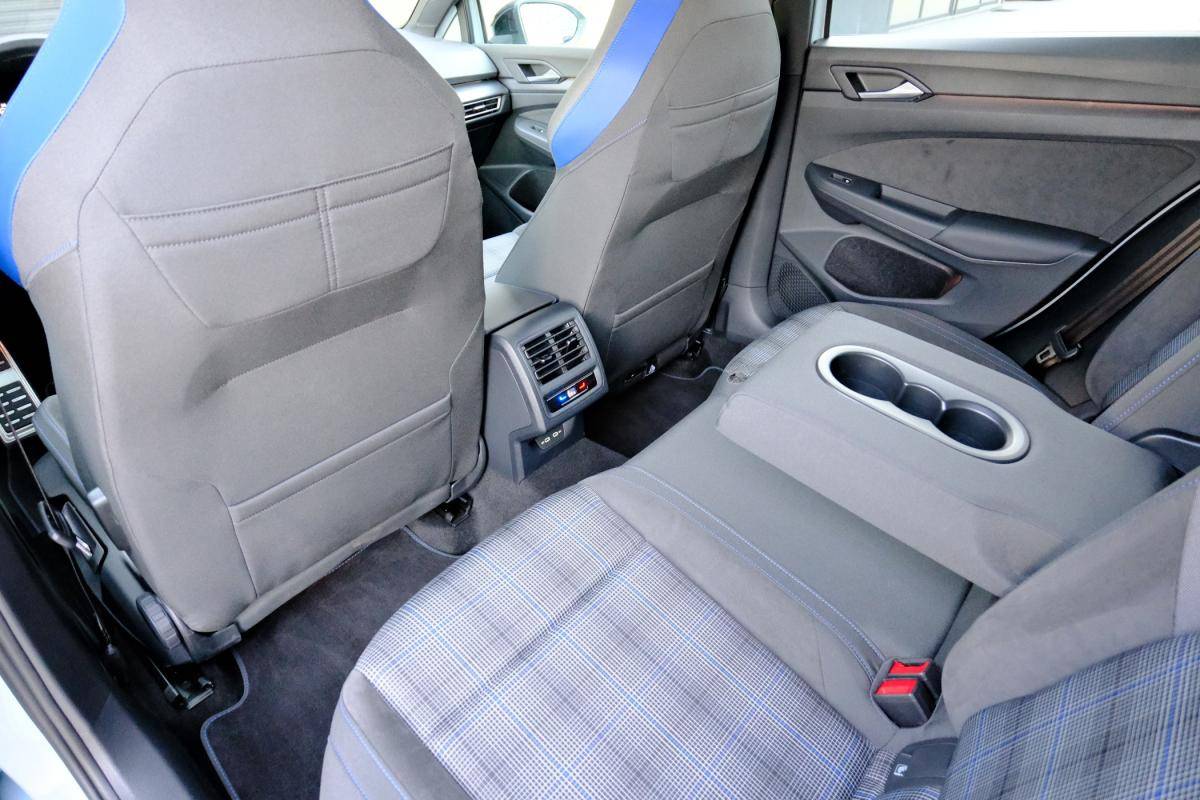 volkswagen-golf-2025-hibrido-a-gasolina-1498cc