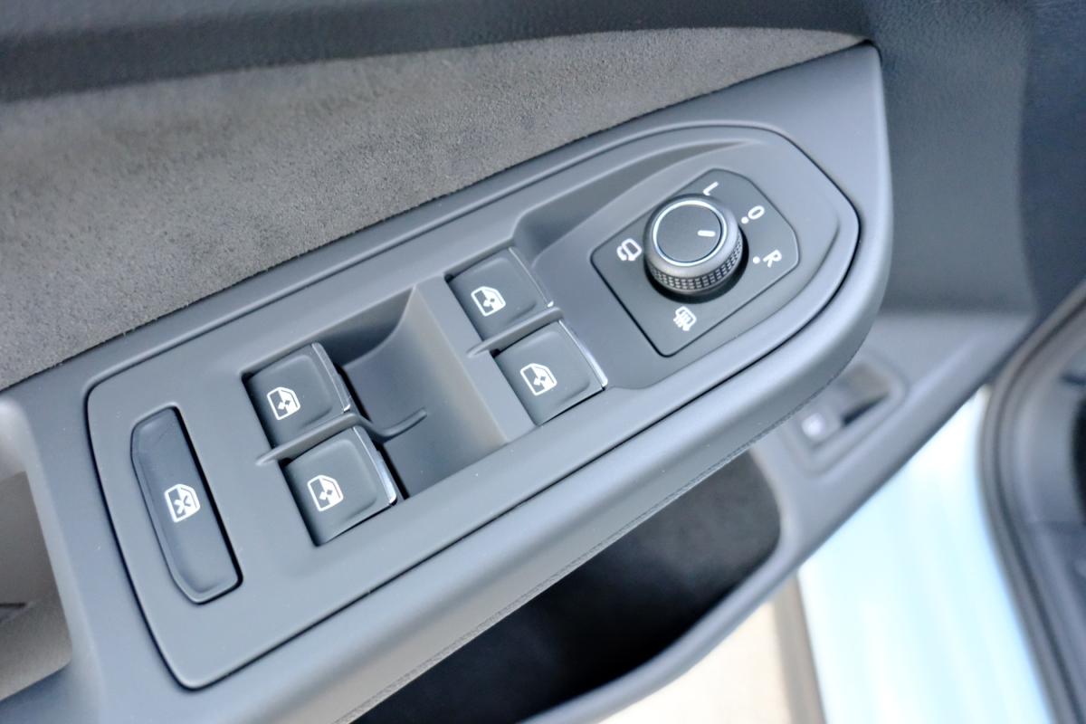 volkswagen-golf-2025-hibrido-a-gasolina-1498cc