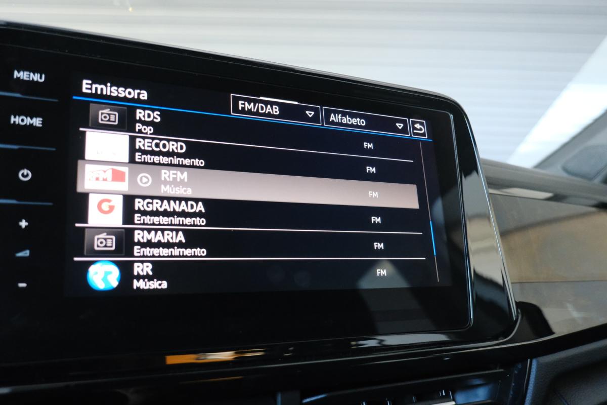 volkswagen-t-roc-2025-gasolina-999cc