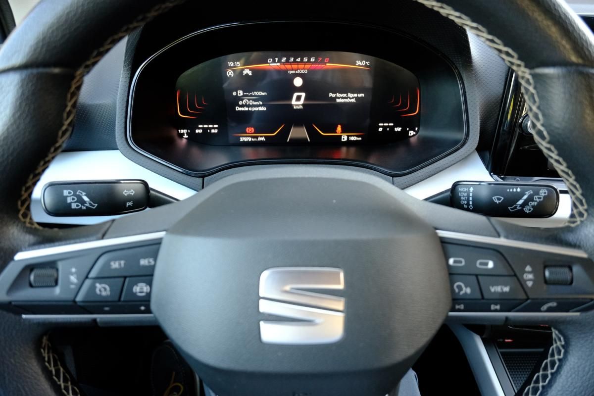 seat-arona-2024-gasolina-999cc