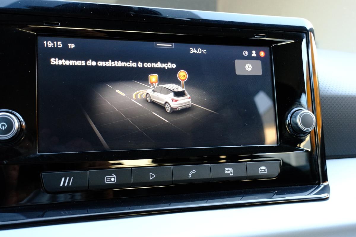 seat-arona-2024-gasolina-999cc