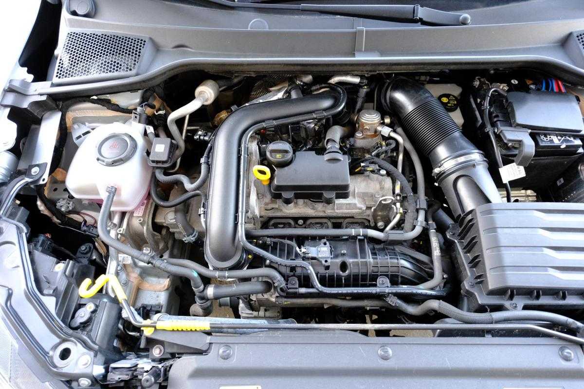 seat-arona-2024-gasolina-999cc