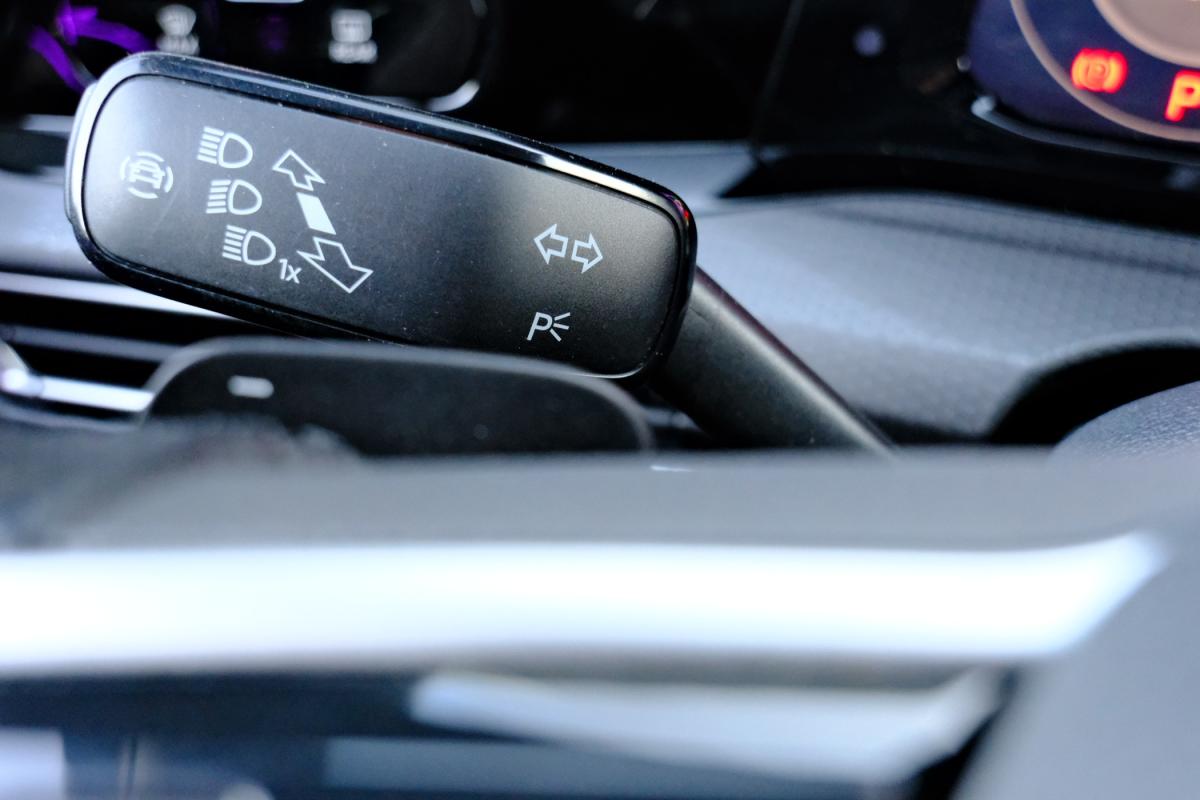 volkswagen-golf-2022-hibrido-a-gasolina-1395cc