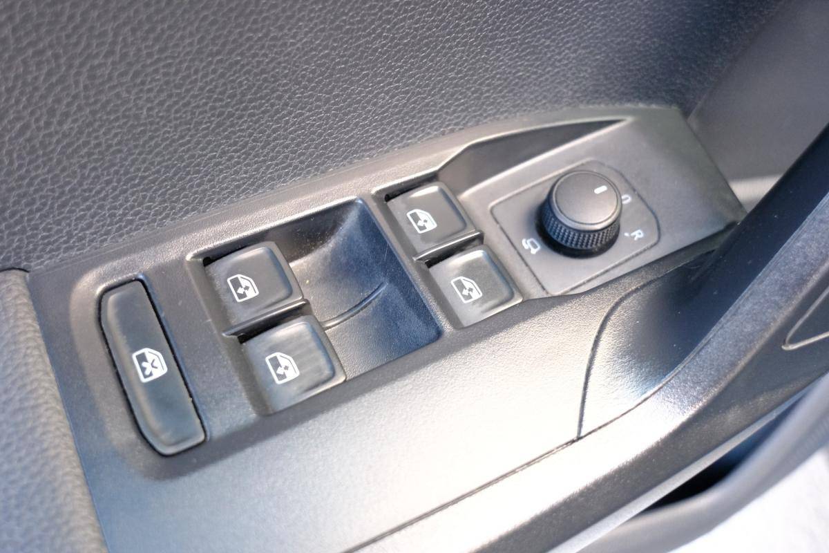 seat-ibiza-2024-gasolina-999cc