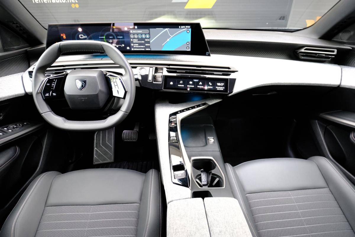 peugeot-3008-2024-gasolina-1199cc